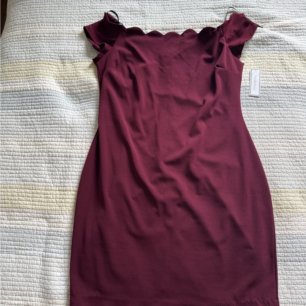 Premier Red Off-Shoulder Sleeveless Cocktail Dress